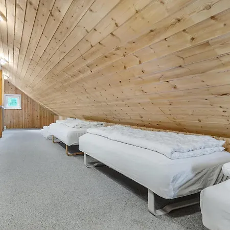 Tatil Evi Amazing Home In Ebeltoft With Sauna