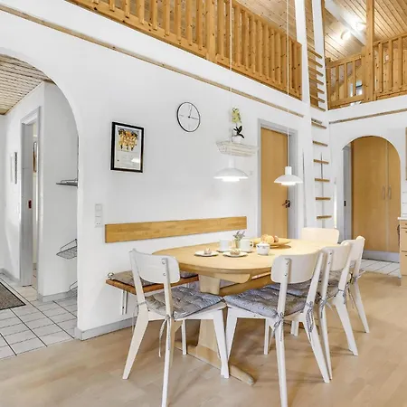 Cozy In With Kitchen Ebeltoft