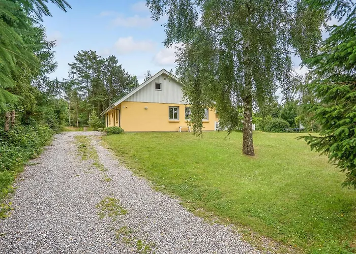 Laerkevaenget V *